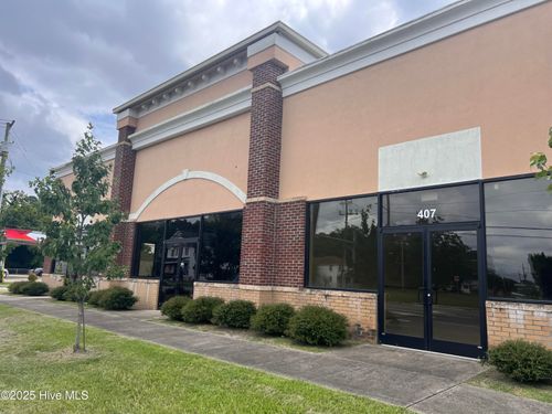 403 Gillespie St, Fayetteville, NC, 28301-5615 | Card Image