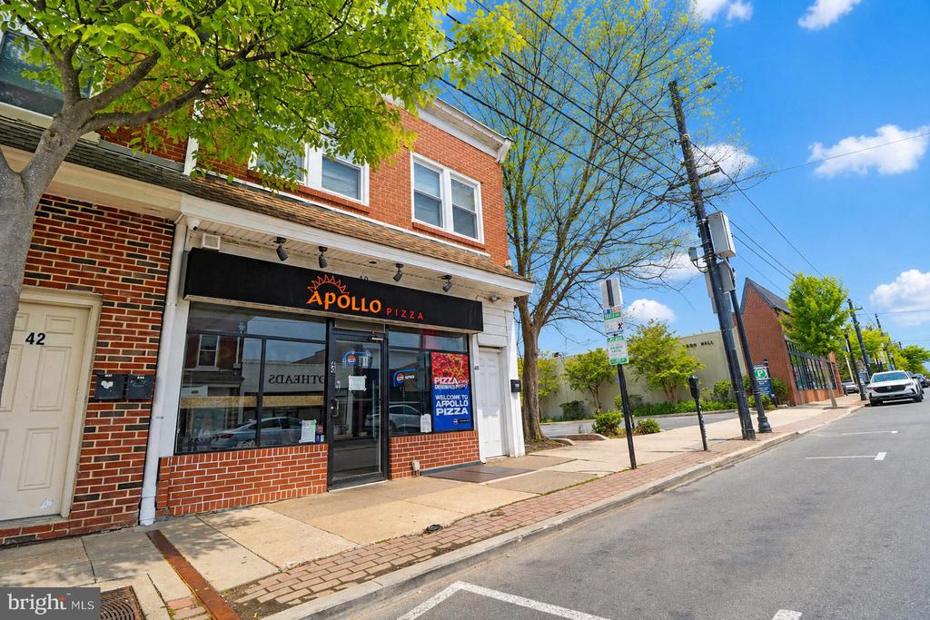 40 E State St, Media, PA 19063