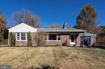 9 Manor Drive, House other with 2 bedrooms, 1 bathrooms and null parking in WEST CHESTER PA | Image 1