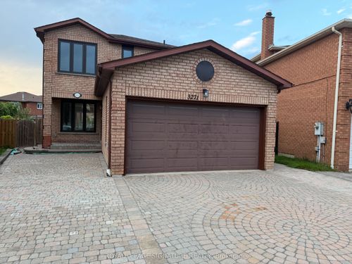 3271 Pilcom Cres, Mississauga, ON, L5B3X5 | Card Image
