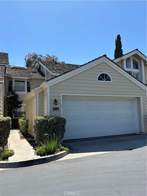 102-451 Medford Ct, Long Beach, CA, 90803-2089 | Card Image