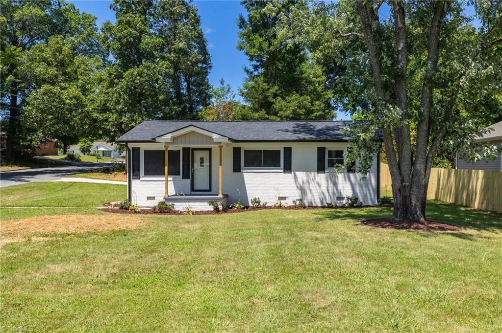 Moody St, Greensboro, NC 27401