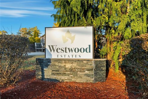 10 Lear Dr, Coventry, RI, 02816-4014 | Card Image