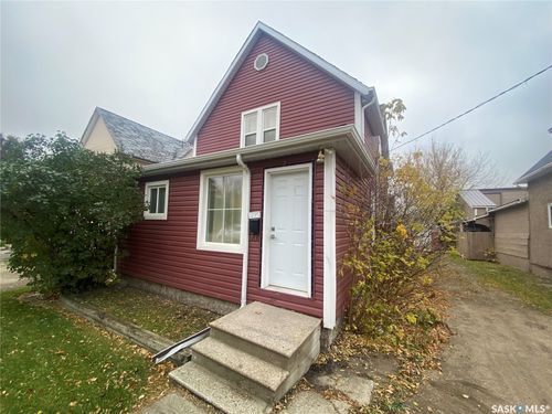 277 Fourth Avenue N, Yorkton, SK, S3N1B3 | Card Image