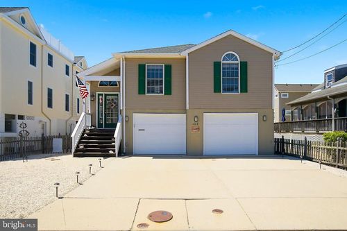 1608 Waverly Ave, LONG BEACH TOWNSHIP, NJ, 08008-2371 | Card Image