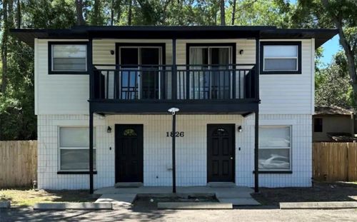 a-1826 Sw 69th Ter, GAINESVILLE, FL, 32607-3716 | Card Image