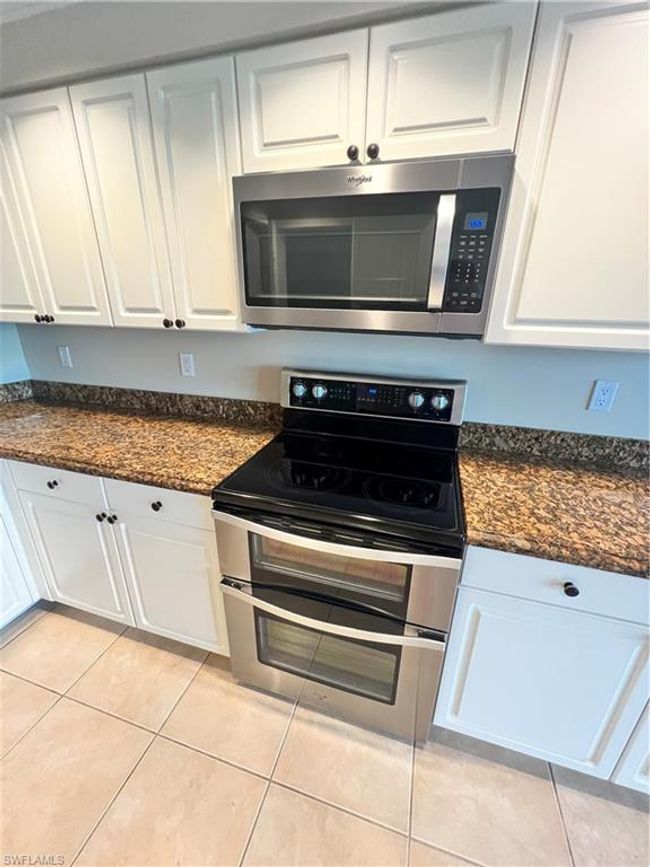UNIT-102 - 7756 Gardner Dr, Condo with 3 bedrooms, 2 bathrooms and 1 parking in NAPLES FL | Image 8