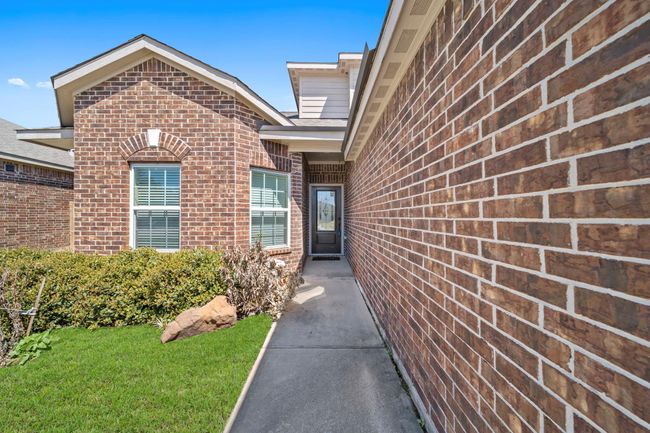 7623 Square Garden Ln, House other with 4 bedrooms, 3 bathrooms and 2 parking in Conroe TX | Image 4