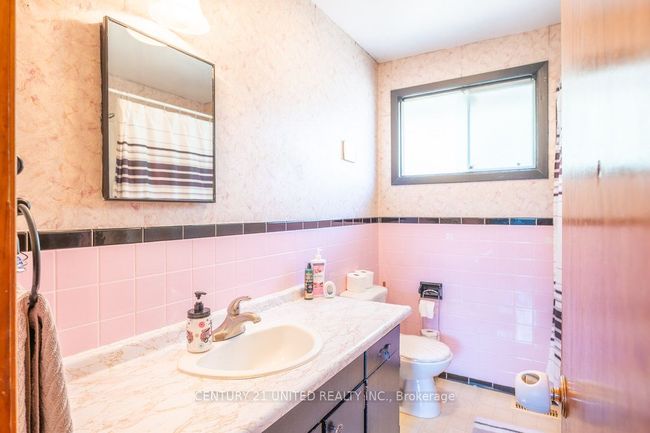 230 Collison Ave, House other with 4 bedrooms, 1 bathrooms and 3 parking in Peterborough ON | Image 4