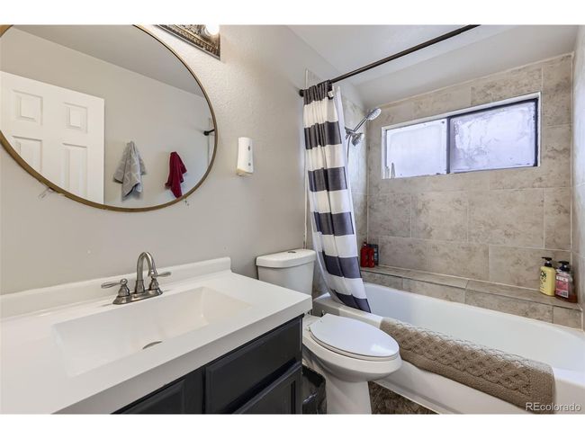 APT-32 - 2469 Devonshire Ct, Townhouse with 2 bedrooms, 1 bathrooms and null parking in Denver CO | Image 7