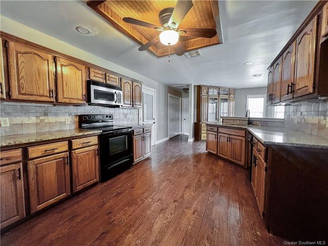 1417 Waverly St, House other with 5 bedrooms, 3 bathrooms and 2 parking in Lake Charles LA | Image 24