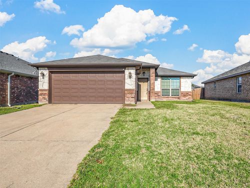 1426 Jacksons Run, Greenville, TX, 75402-7625 | Card Image