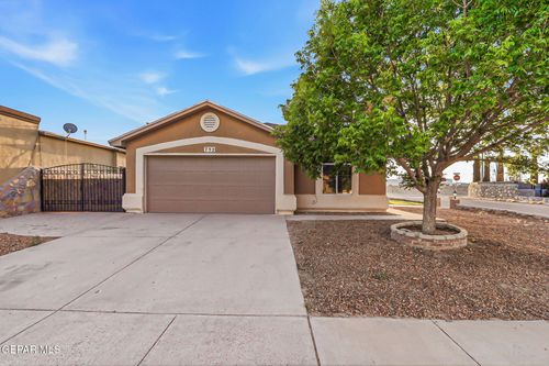 732 Desert Sage Dr, Horizon City, TX, 79928-6448 | Card Image