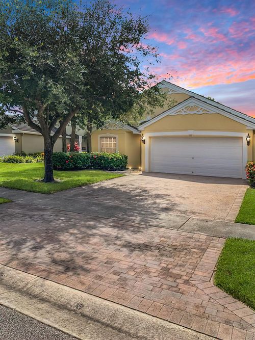 131 Lancaster Way, Royal Palm Beach, FL, 33414-4355 | Card Image