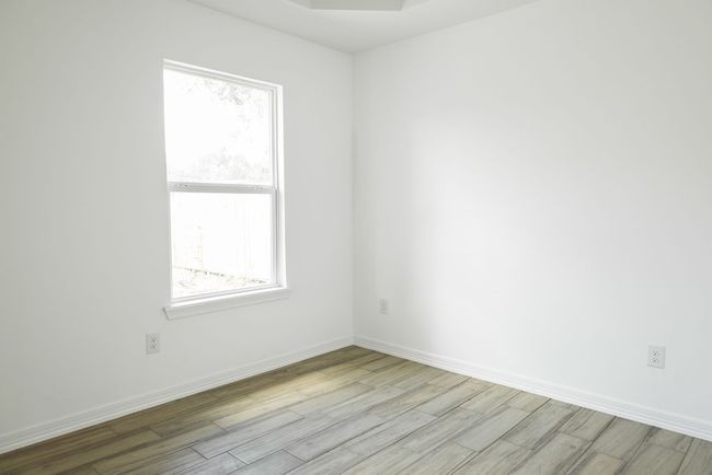 2nd Bedroom | Image 28