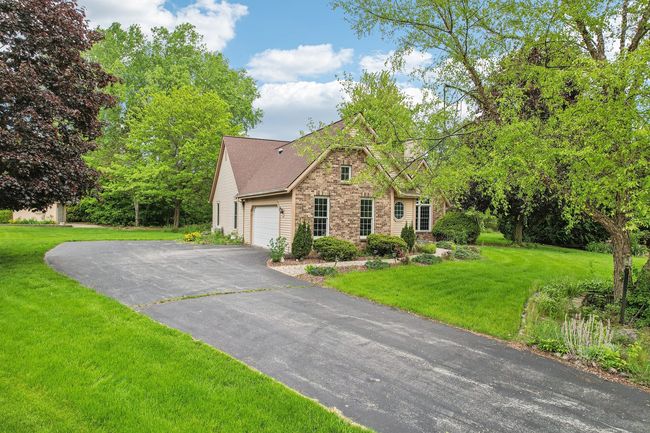 N61W14730 Woodcrest Ct, House other with 3 bedrooms, 3 bathrooms and 2 parking in Menomonee Falls WI | Image 58