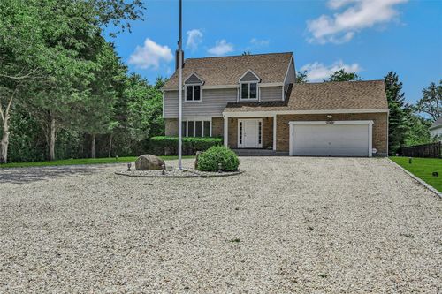 620 The Greenway, East Marion, NY, 11939-1009 | Card Image