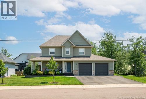 24 Belay St, Moncton, NB, E1G5V4 | Card Image