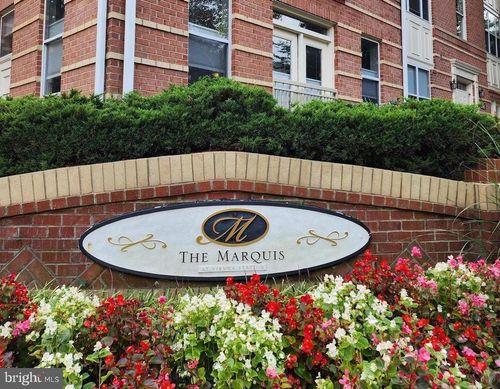 apt-475-2791 Centerboro Dr, VIENNA, VA, 22181-4819 | Card Image