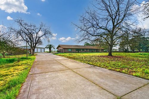 8491 River Road, Sacramento, CA, 95832 | Card Image