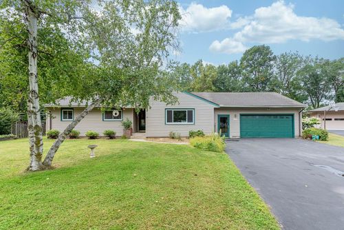 237 W Skyline Ct, Mankato, MN, 56001-1924 | Card Image