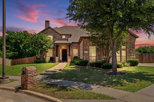 6631 Crestmoor Ln, Sachse, TX, 75048-5539 | Card Image