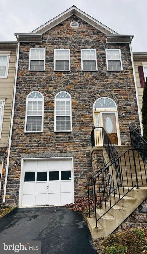 869 Stonefield Sq Ne, LEESBURG, VA, 20176-6689 | Card Image