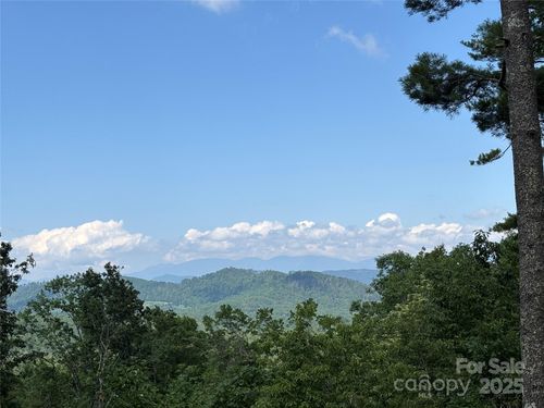 151 Wipprecht Dr, Spruce Pine, NC, 28777-9252 | Card Image