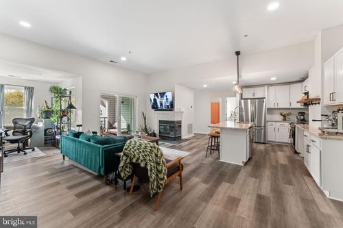 apt-i-10 Greystone Ct, ANNAPOLIS, MD, 21403-5711 | Card Image