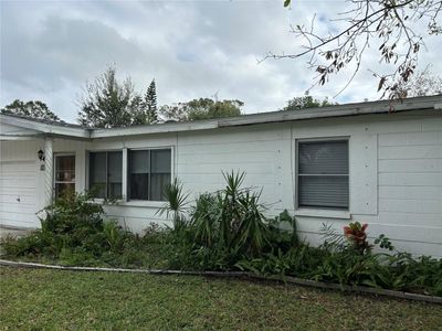 8471 52 Nd Lane N, House other with 2 bedrooms, 1 bathrooms and null parking in Pinellas Park FL | Image 3