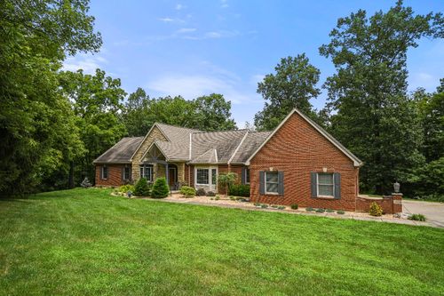 1204 Foxwood Ct, Lawrenceburg, IN, 47025 | Card Image