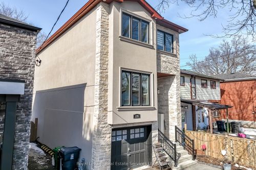 176 Leyton Ave, Scarborough, ON, M1L3V6 | Card Image