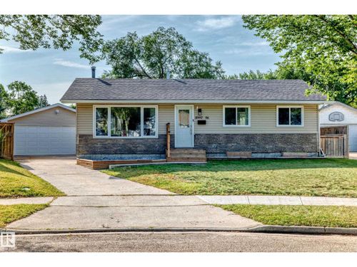 8997 96 Ave, Fort Saskatchewan, AB, T8L1E3 | Card Image