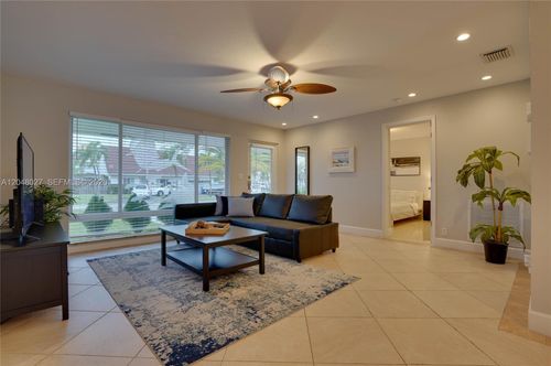 0-1660 Ne 26th Ave, Pompano Beach, FL, 33062-3222 | Card Image