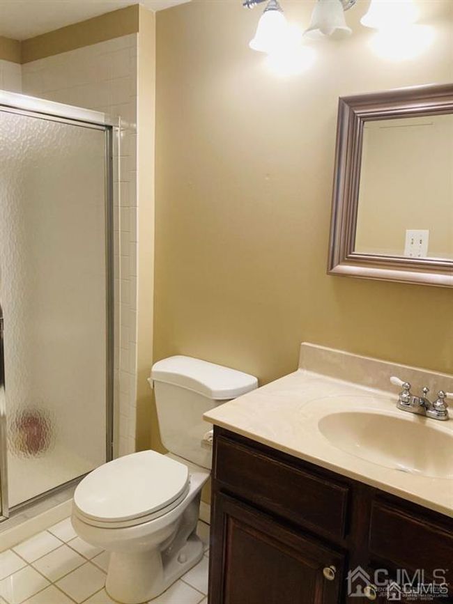 150 50 Chatham Square, Sold in Sayreville Zoocasa