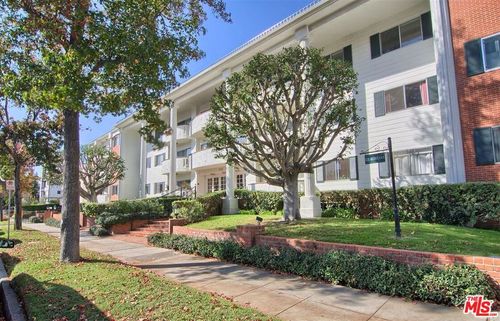 301-521 Montana Ave, Santa Monica, CA, 90403-1203 | Card Image