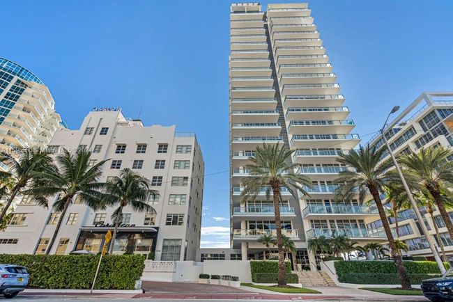S-1401 - 3737 Collins Ave, Condo with 3 bedrooms, 2 bathrooms and null parking in Miami Beach FL | Image 19