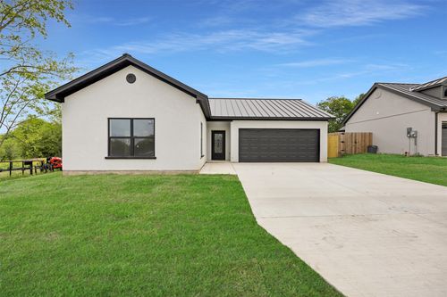409 N Dallas St, Rice, TX, 75155-8601 | Card Image