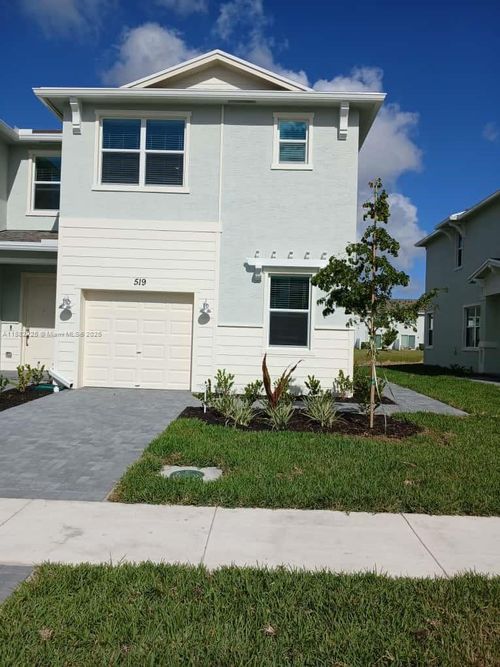 519-519 Se Rivergrass St, Port St. Lucie, FL, 34984-6694 | Card Image