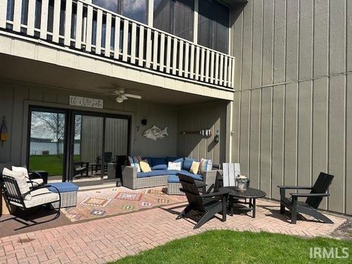 12601 N Pleasant Grove Rd, Syracuse, IN, 46567-9709 | Card Image