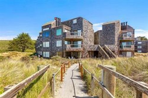 22-101 Shell Dr, Watsonville, CA, 95076 | Card Image