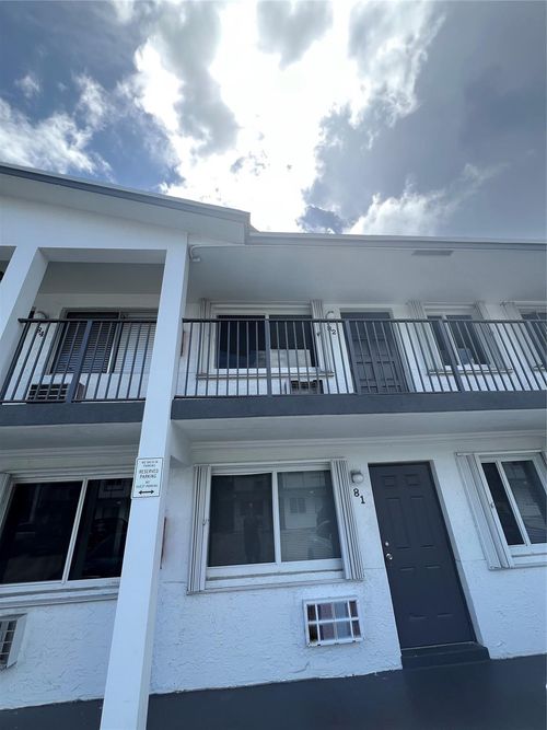 apt-82-1818 E Oakland Park Blvd, Oakland Park, FL, 33306-1119 | Card Image