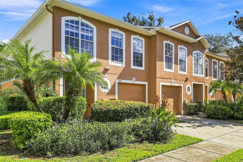 9912 Ashburn Lake Dr, TAMPA, FL, 33610-5915 | Card Image