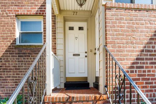 apt-2a-77 Edwards St, Roslyn Heights, NY, 11577-1289 | Card Image