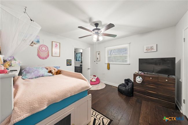 704 W 3 Rd St, House other with 3 bedrooms, 2 bathrooms and null parking in Eddy TX | Image 13