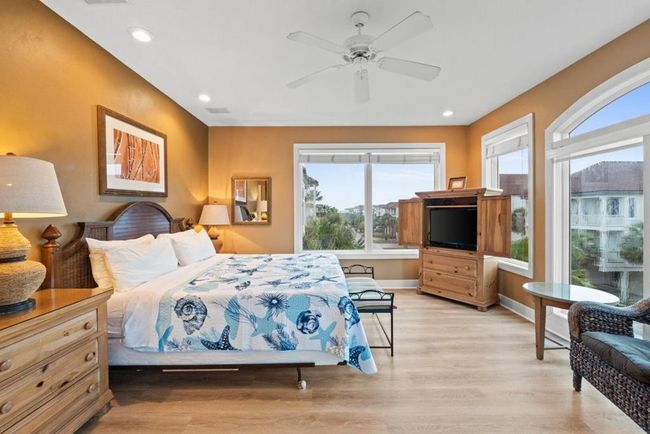 1880 Sunset Dr, House other with 6 bedrooms, 8 bathrooms and 6 parking in St. George Island FL | Image 26