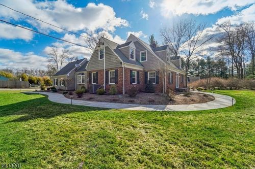 225 Emmans Rd, Roxbury Twp, NJ, 07836-9039 | Card Image