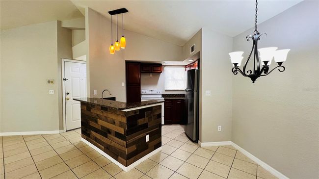 APT-627 - 5773 Gatlin Ave, Condo with 2 bedrooms, 1 bathrooms and null parking in ORLANDO FL | Image 36
