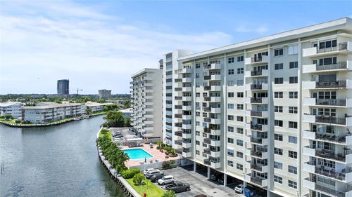 apt-1102-401 Golden Isles Dr, Hallandale Beach, FL, 33009-7525 | Card Image