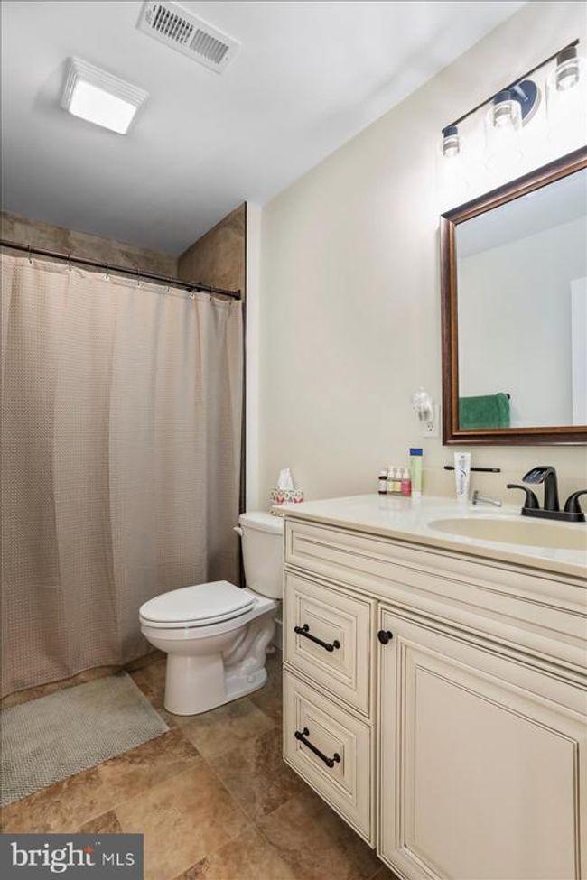 2968 Cheyennes Trl, House other with 3 bedrooms, 4 bathrooms and null parking in GERRARDSTOWN WV | Image 38